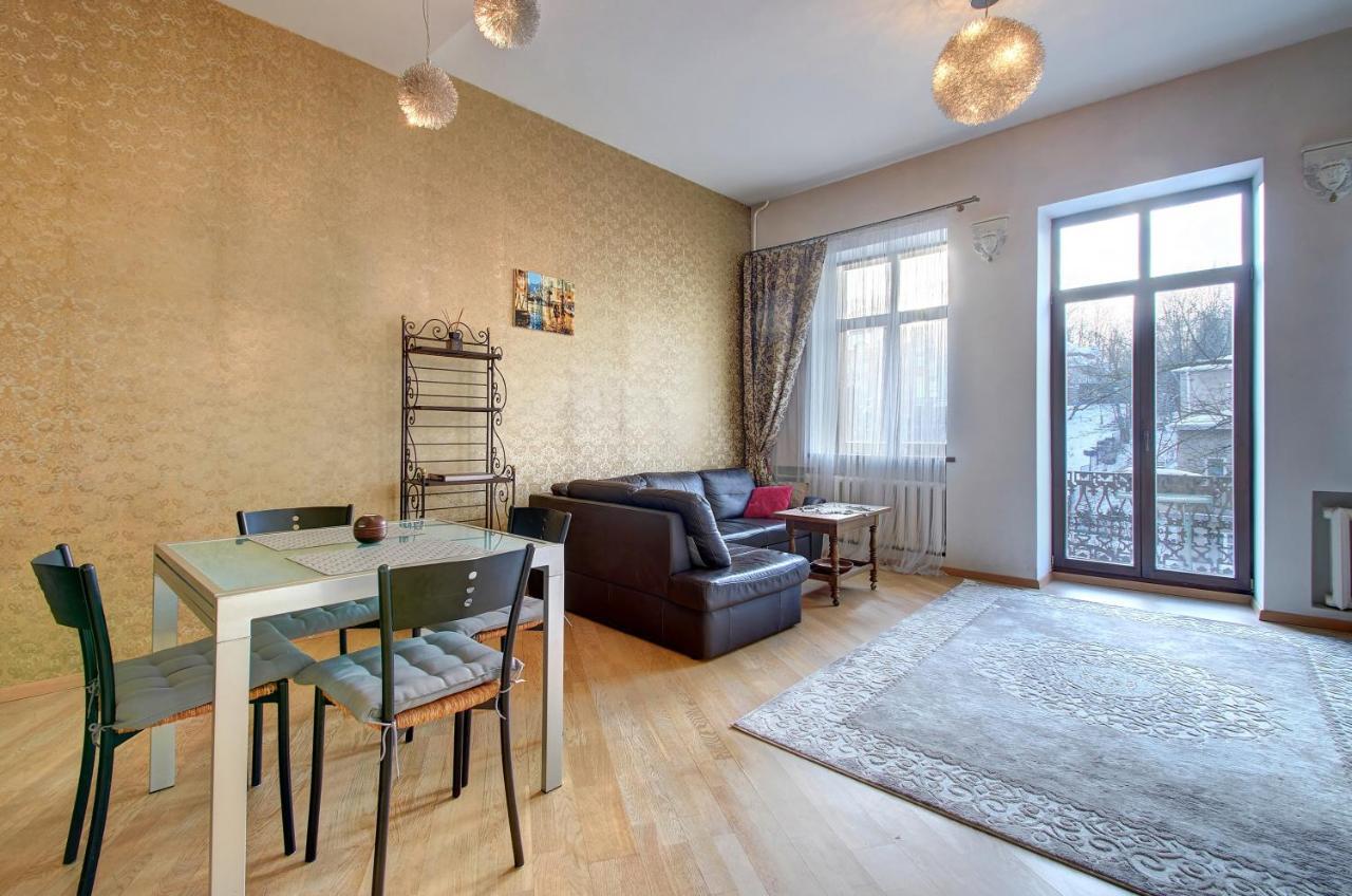 Romantic City Center Apartment In Old Town Βίλνιους Εξωτερικό φωτογραφία
